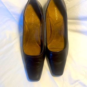 Aerosoles Brown 8.5M Leather Heels